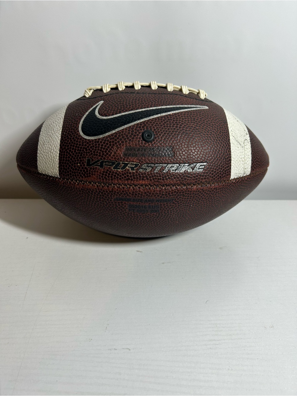 Nike Vapr-Strke Brown and White Football Junior size